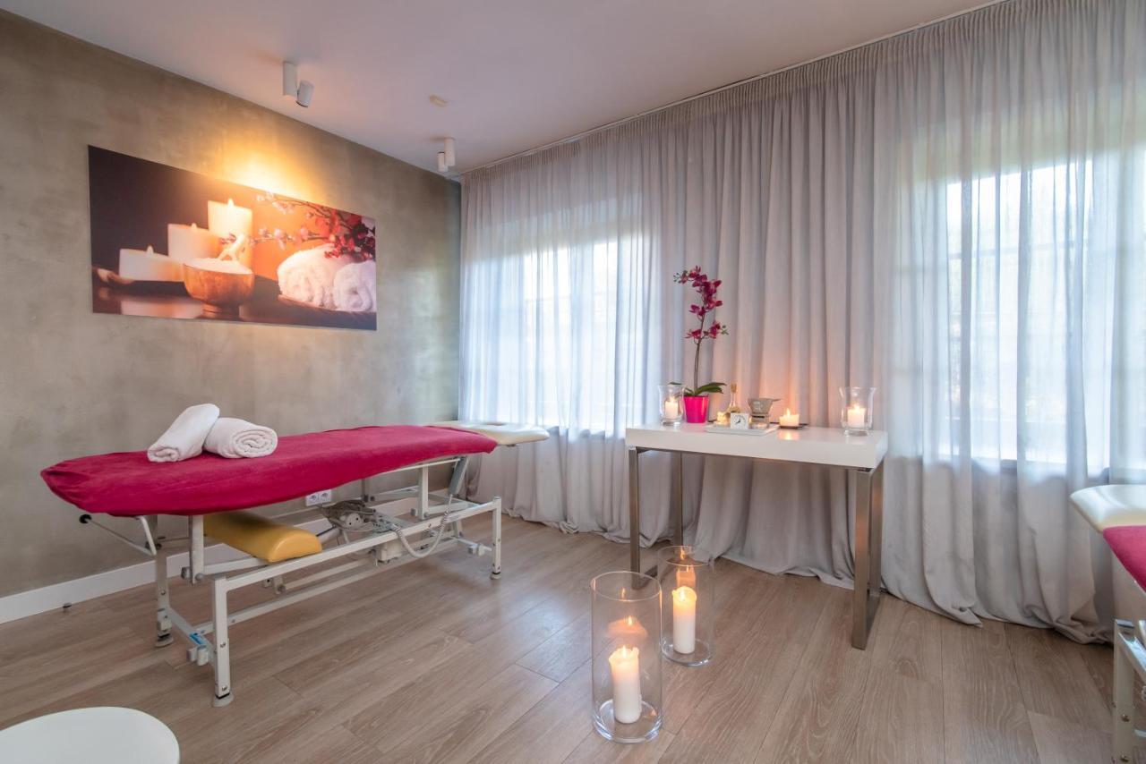 Hotel Debowa Gora Active & Spa Łąck Bagian luar foto