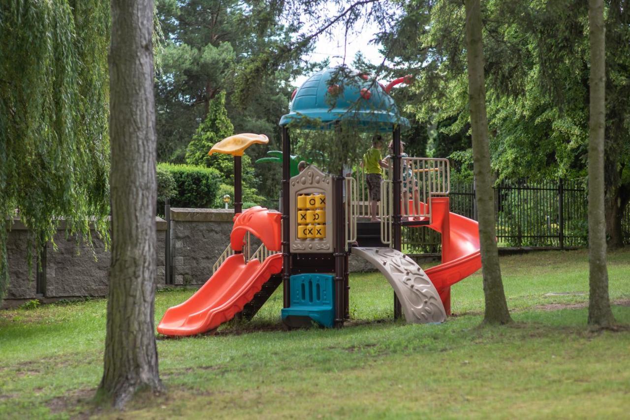 Hotel Debowa Gora Active & Spa Łąck Bagian luar foto