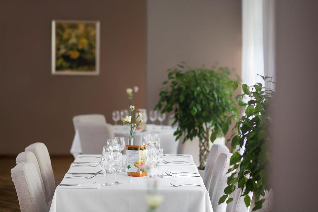 Hotel Debowa Gora Active & Spa Łąck Bagian luar foto